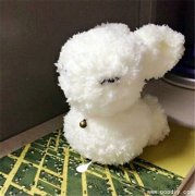 DIY创意利用珊瑚绒手工制作萌萌哒小兔子