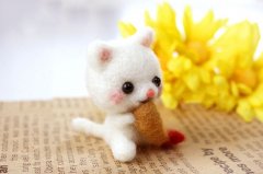 手工DIY羊毛毡制作调皮可爱的小猫产品欣赏