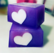 紫色创意DIY果酱精油心心相印手工皂