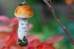 神秘而又可爱的手工羊毛毡DIY蘑菇头作品