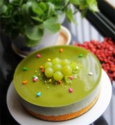手工烘焙DIY制作小清新的绿色青草小蛋糕